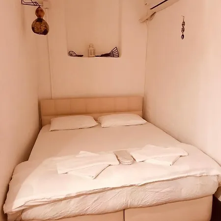 Moda Гостьовий будинок Айвалик